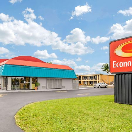 Econo Lodge North North Fort Myers Luaran gambar