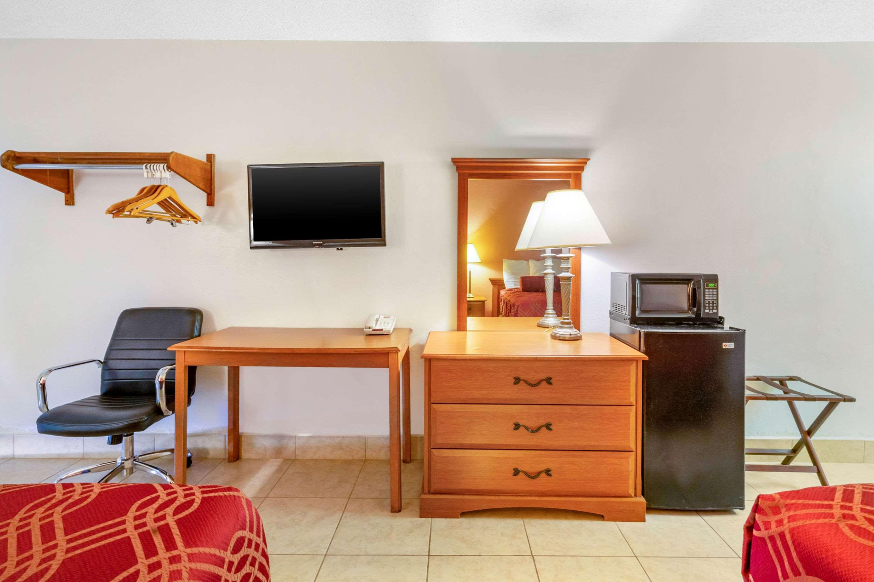 Econo Lodge North North Fort Myers Luaran gambar